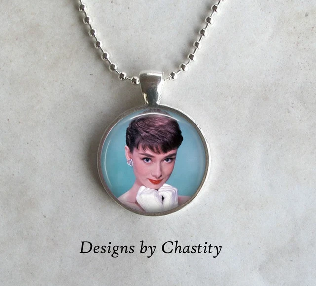 Audrey Hepburn Necklace Pretty Blue VTG Glass Photo Cabochon HOllywood Star Audrey Hepburn Necklace Pretty Blue VTG Glass Photo Cabochon HOllywood Star
