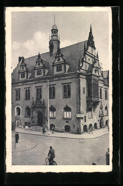 AK Schönebeck, Straßenpartie mit Rathaus 1943