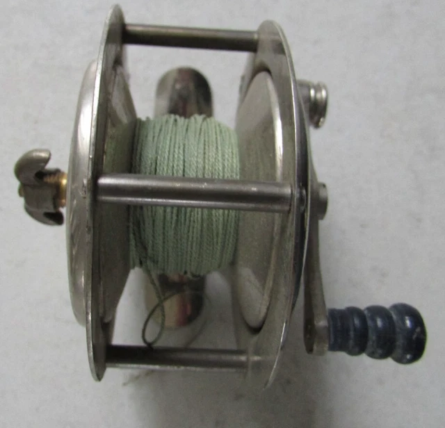 ANCIEN MOULINET DE pêche occasion EUR 25,00 - FR