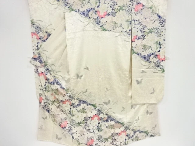 85777# Japanese Kimono / Antique Furisode / Embroidery / Floral Plants With Butt