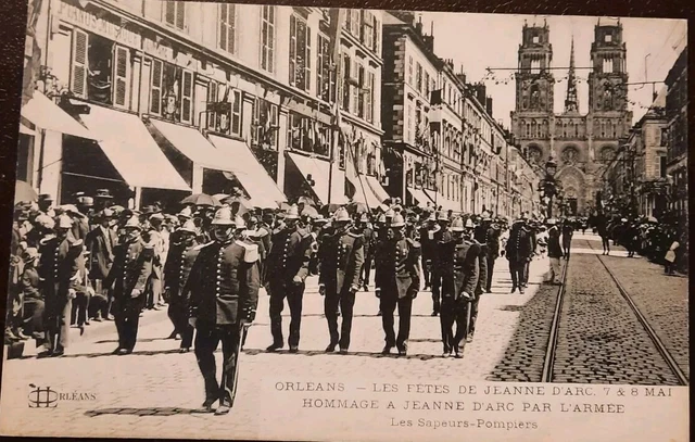 CPA Orleans Orléans Fêtes Jeanne d'Arc Cortège historique