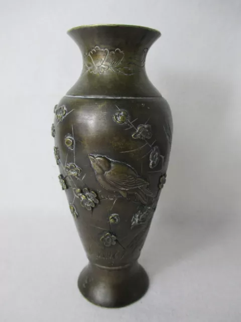 Bronze Jugendstil Vase mit Japan Asiatika Vogeldekor Meiji Periode