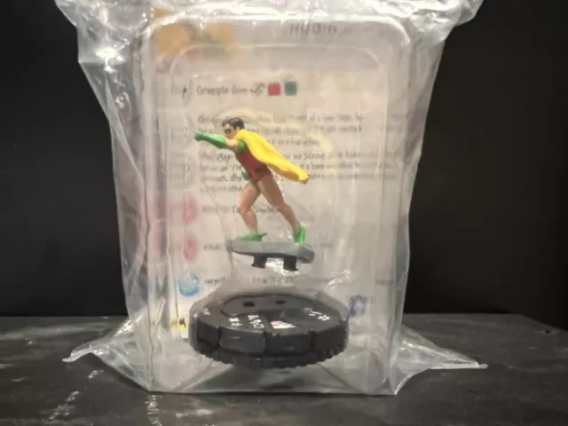 HeroClix DC  Monthly Op Kit Robin LE #D15-009 w/card