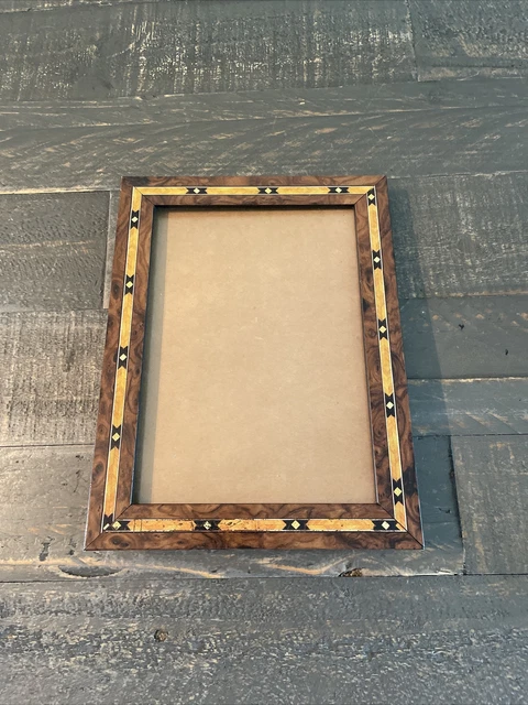 Burnes Picture Frame Geometric Design Faux-Burl Wood Holds 4.5x6.5” JH6