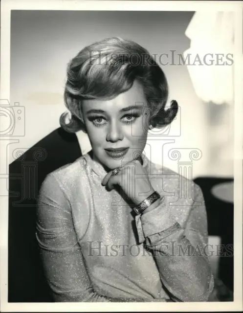 1963 Press Photo Glynis Johns in Glynis