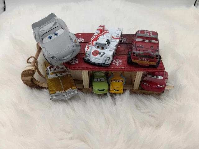 Lot 5 voitures En Métal Et 2 En Plastique Cars Disney Pixar