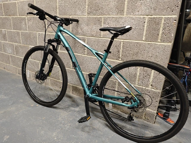 Gt transeo elite online 700c hybrid bike 2021