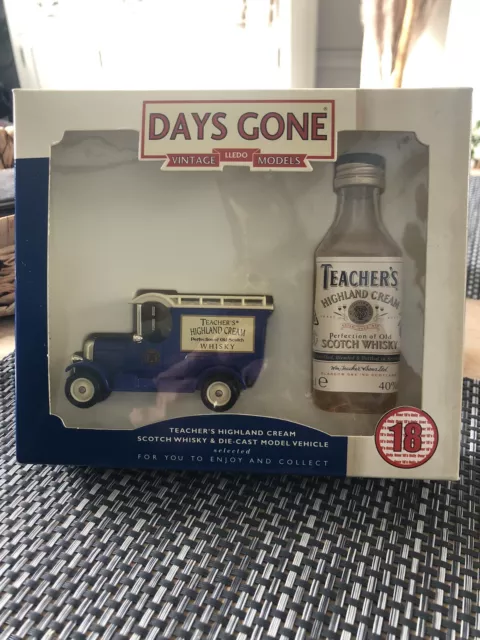 Days Gone Vintage Lledo Models Teacher’s Highland Cream Scotch Whiskey