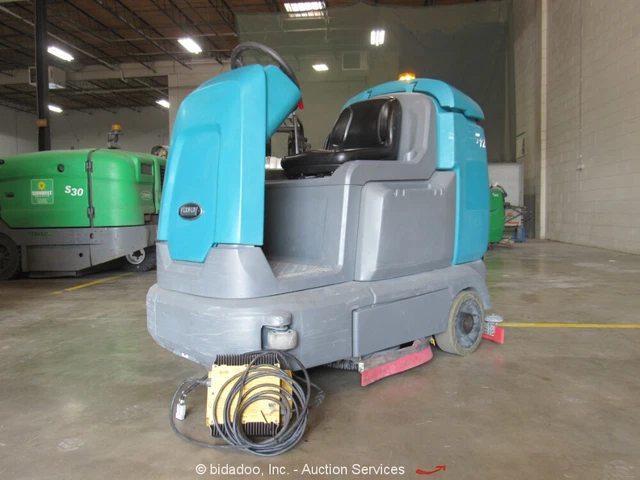 2017 Tennant T12 Electric 32" Ride-On Industrial Floor Sweeper Scrubber bidadoo