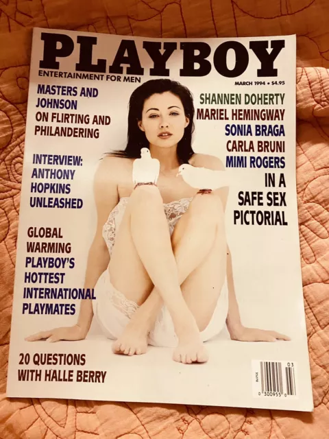 Playboy Magazine Issue - SHANNEN DOHERTY (March 1994) Anthony Hopkins Interview