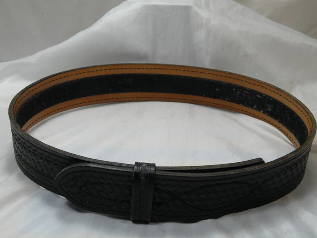 Safariland 94 Black Basketweave Buckleless Leather Duty Belt,  Choose Size