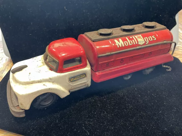 Vintage 1950's Japan FORD Mobil Gas Pegasus Tin Litho Friction Tanker Toy