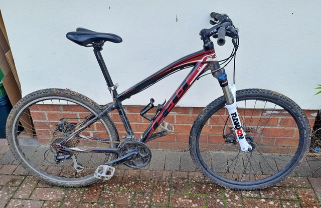 Felt q520 price deals