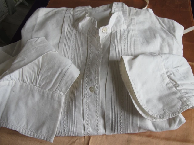 Boite ancienne chiffre 37 coton brodé , pour marquer le linge