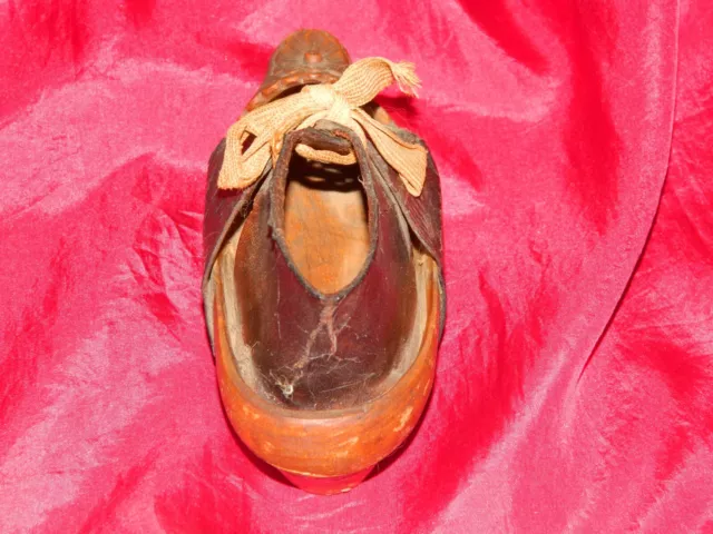Zapatos Antiguos De Madera Para Niños ~ Más De 100 Años Con Cuero Y Encaje 3