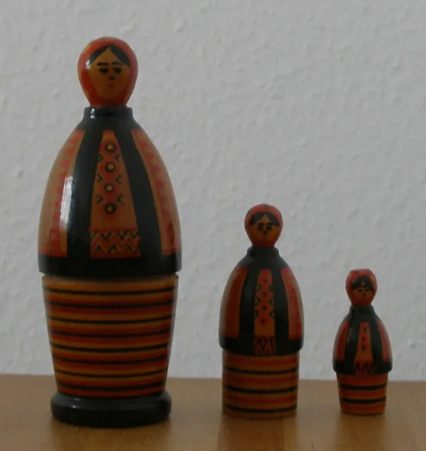 Antike Matrjoschka. USSR-Matroschka. Babuschka. 3 Holz-Puppen. SAMMLEROBJEKT!
