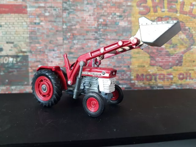 Corgi 69 MASSEY FERGUSON 165 WITH SHOVEL (377)