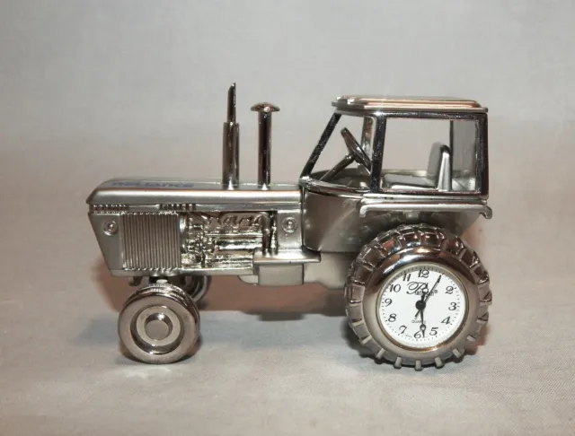 Advertising Reliance Parts Tractor Novelty Desk Clock