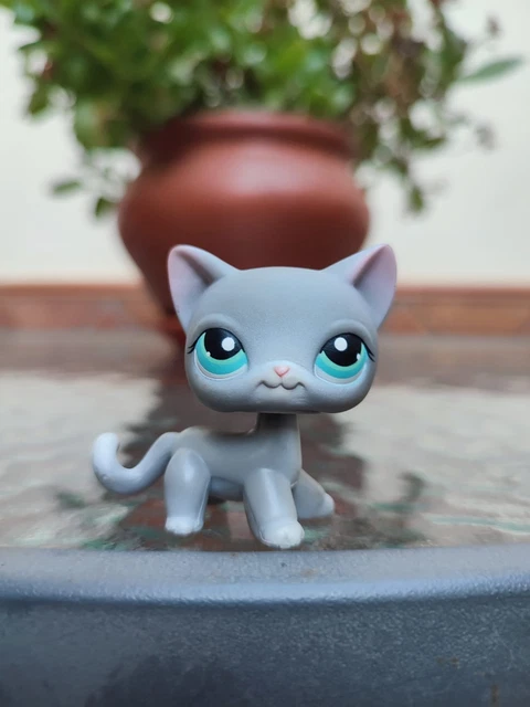 LITTLEST PET SHOP #126 Shorthair Cat Grey LPS Original came in a