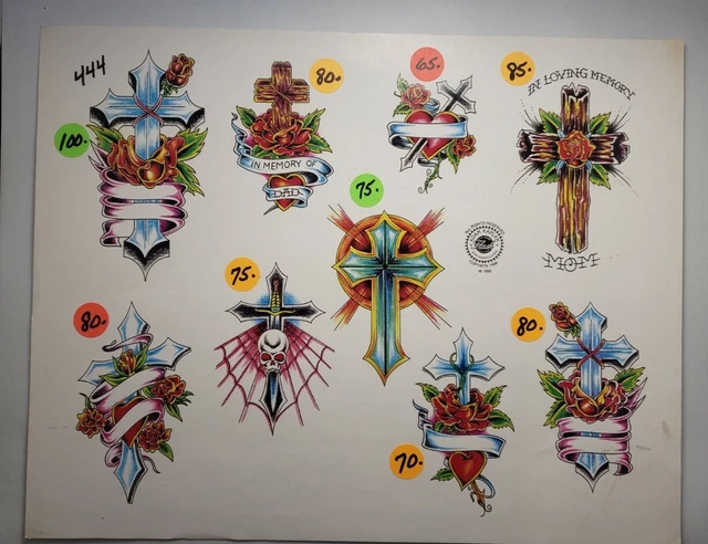 Arte del tatuaje con flash crucifijo vintage de Adam Kaplan