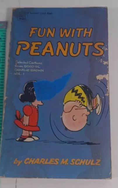 Fun With Peanuts by Charles M. Schulz SC Comic Strip Book papeback good