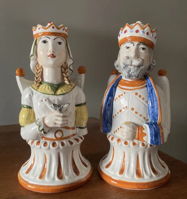 Medieval King & Queen Figurines Pottery/Porcelain Staffordshire/Majolica Style