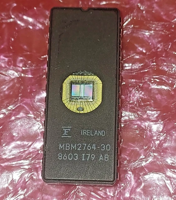 1 Piece HY53C464LS-80 64K X 4bit MOS DRAM IC Chip - DIP-18 Package, Hyundai