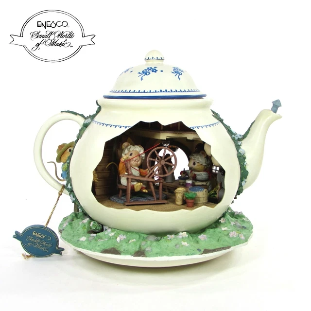 ENESCO TEAPOT BUNGALOW 9" Music Box Motion Light Up Whiskerflick Family