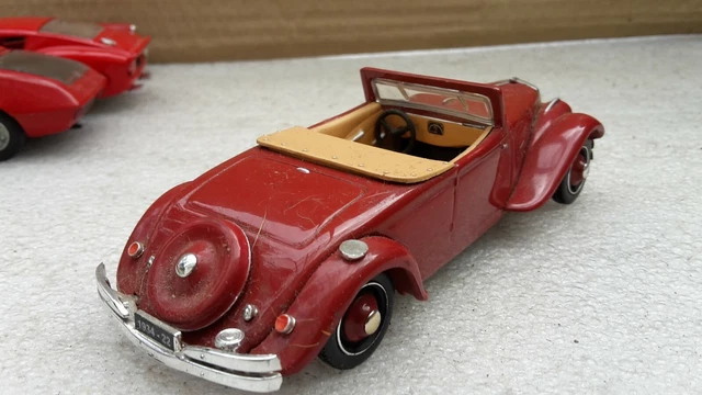 CITROËN La 22 HUIT CYLINDRES - Rare Série limitée - UK