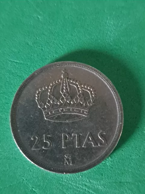 Spain 25 PTAS Espana Pesetas Juan Carlos Coin - 1982 2