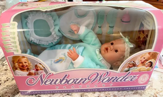 Vintage 2000 Newborn Wonder Play Baby Doll with brown eyes Lee Middleton w/ BOX