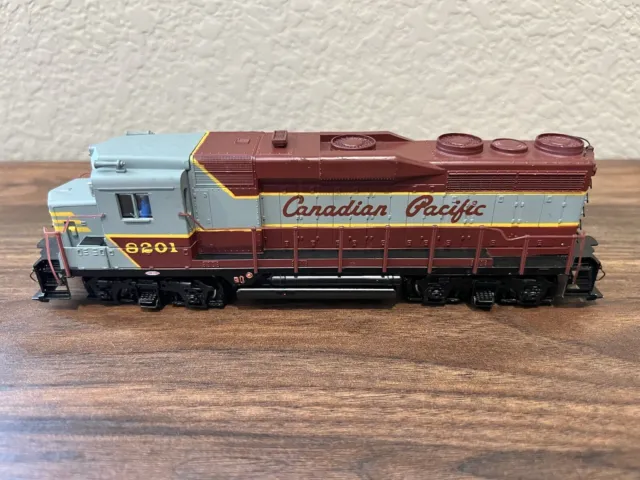 BACHMANN SPECTRUM HO Scale Canadian Pacific (CP) GP30 Locomotive New in ...