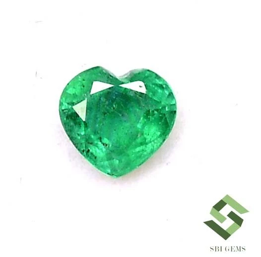 Émeraude Naturelle En Forme De Cœur 9.35+ Carats - Certifiée GGL, Provenance Colombie, Translucide