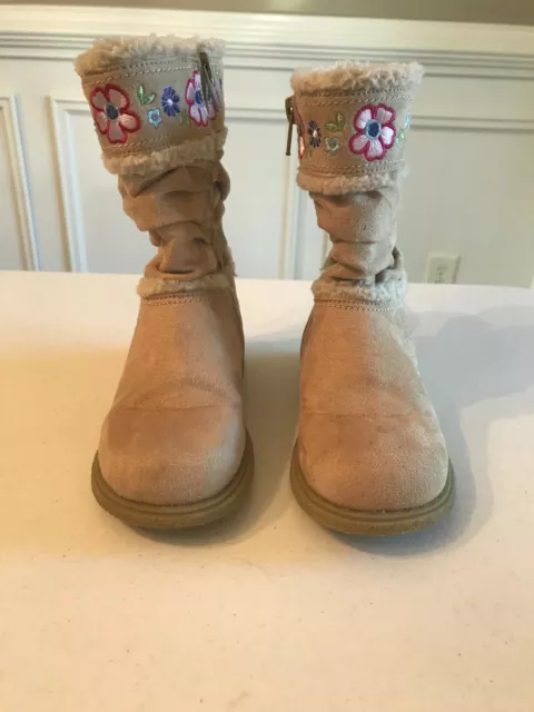 Osh Kosh Flowers girls tan suede boots size 10M