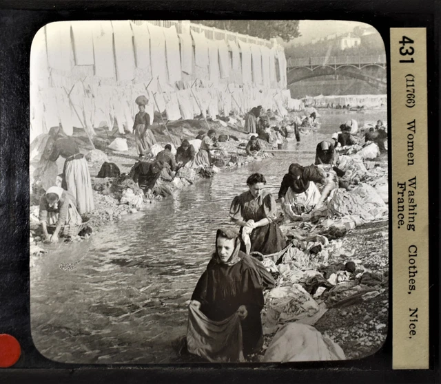 3-431 Magic Lantern Glass Slide Photo NICE France Washing Clothing