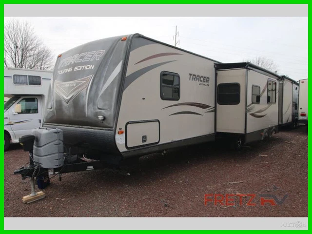2015 Prime Time Manufacturing Tracer 3200BHT Used