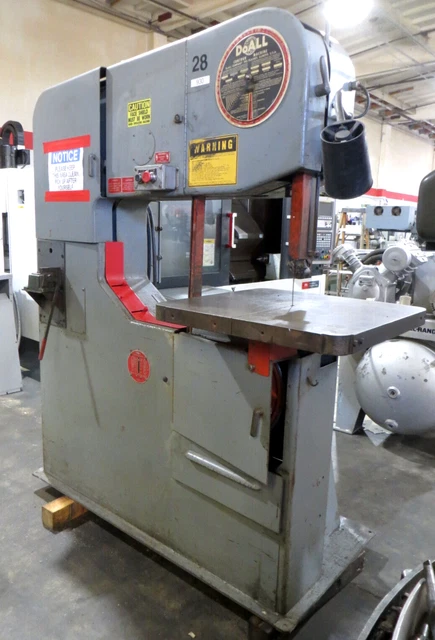 DoALL 36" VERTICAL METAL CUTTING BAND SAW w/ 36" Throat, 13" High