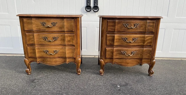 Set of Two - Thomasville French Provincial Nightstands Set of Two - Thomasville French Provincial Nightstands