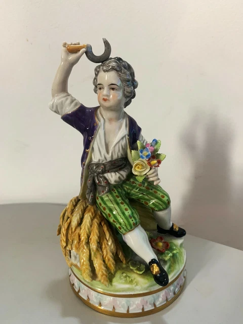 Ancienne figurine en porcelaine Capodimonte Naples porcelain