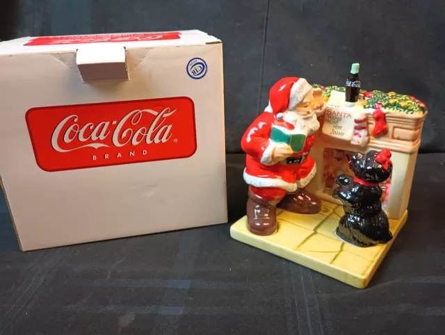 2002 Coca Cola Holiday Portraits Salt & Pepper Shakers Dog Santa Fireplace New