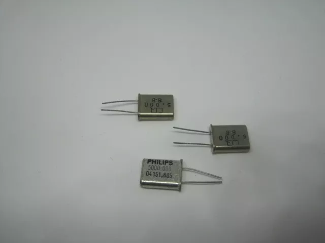 QUARTZ - CRISTAL    5.000Mhz  5MHZ  CQ (HC49U)	 1pcs