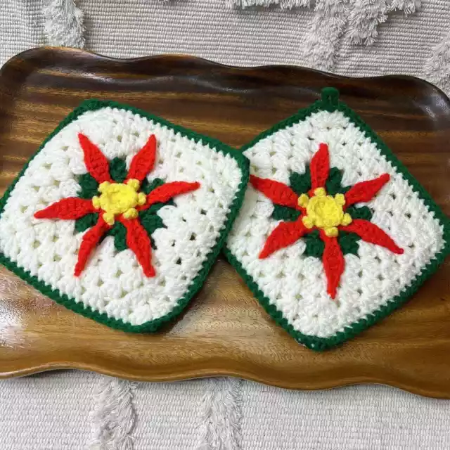 Vintage Granny Square Poinsettia Christmas Pot Holders Crocheted Knit Set of 2