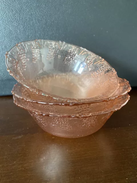 VNTG KIG Indonesia/Depression Pink Glass Serving Bowl, Harvest Grape, Set Of 3