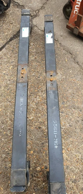 thumbnail image 2 of Pair Of Ford Transit MK8 Rear Leaf Springs 2+1 – 76mm Wide With U-Bolts (2013 Onward) 2 of 3