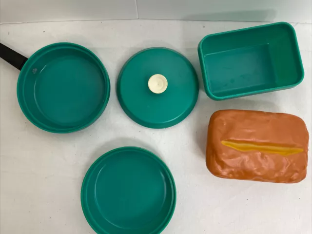 Plastic Toy Pots Pans Baking & Lid, Lot of 5 Kitchen Chilton-Globe Specialty