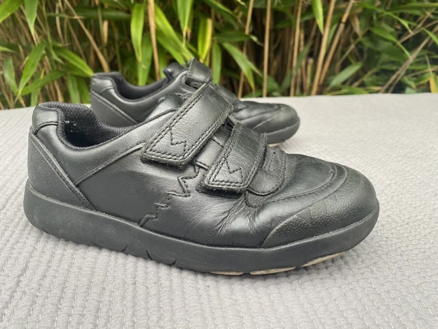 Clarks t rex deals school shoes