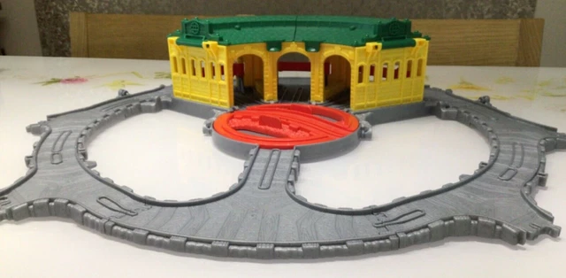 Thomas Rotating Set THOMAS & FRIENDS Tidmouth Sheds with Rotating Turntable - Foldable Play ...