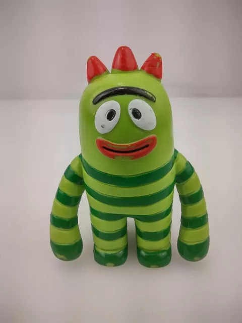 3" Yo Gabba Gabba! "Brobee" Green Striped Monster PVC Figure Cake