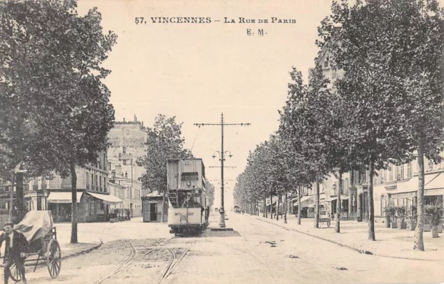 Cpa 94 Vincennes La Rue De Paris (Tramway