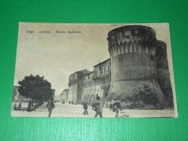 Cartolina Lugo ( Ravenna ) - Castello - Piazza Garibaldi 1916.